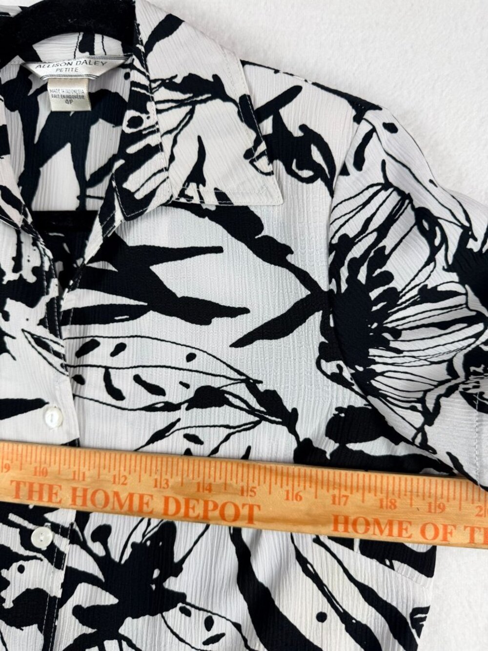 Allison Daley Womens Petite Floral Button-Up Shirt 4P Black & White Short Sleeve - Picture 7 of 14